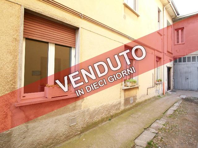 Trilocale in Via Dante Alighieri 187, Caronno Pertusella - Foto 1