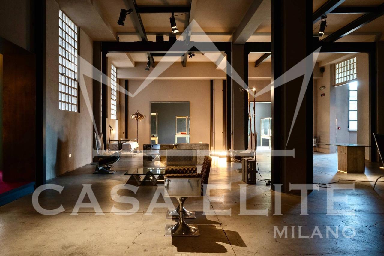 Negozio in Via Giovanni Battista Sammartini 63, Milano, {3} - Foto 2