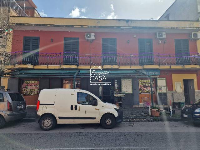 Shop in Via Angelo Camillo De Meis, Napoli - Photo 1