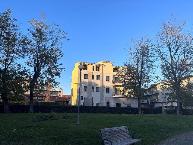 Shared office in Via Santa Caterina da Siena 33, Lissone - Photo 1