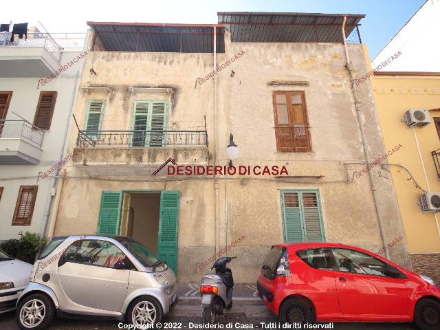 Detached house in Via Provvidenza 8, Casteldaccia - Photo 1