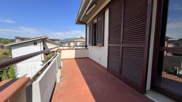 4-room flat in Via Raffaello, Buggiano - Photo 1