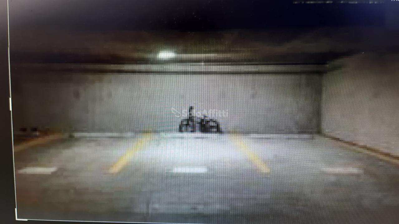 Parcheggio chiuso in Via Nazario Sauro 25, Forli', {3} - Foto 2