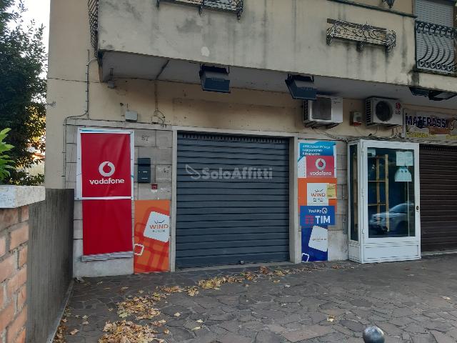 Geschäft in {3}, Viale Vittorio Veneto 57 - Foto 1