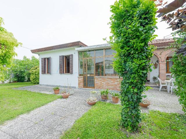 Villa in Via Risorgimento 120, Mira - Foto 1