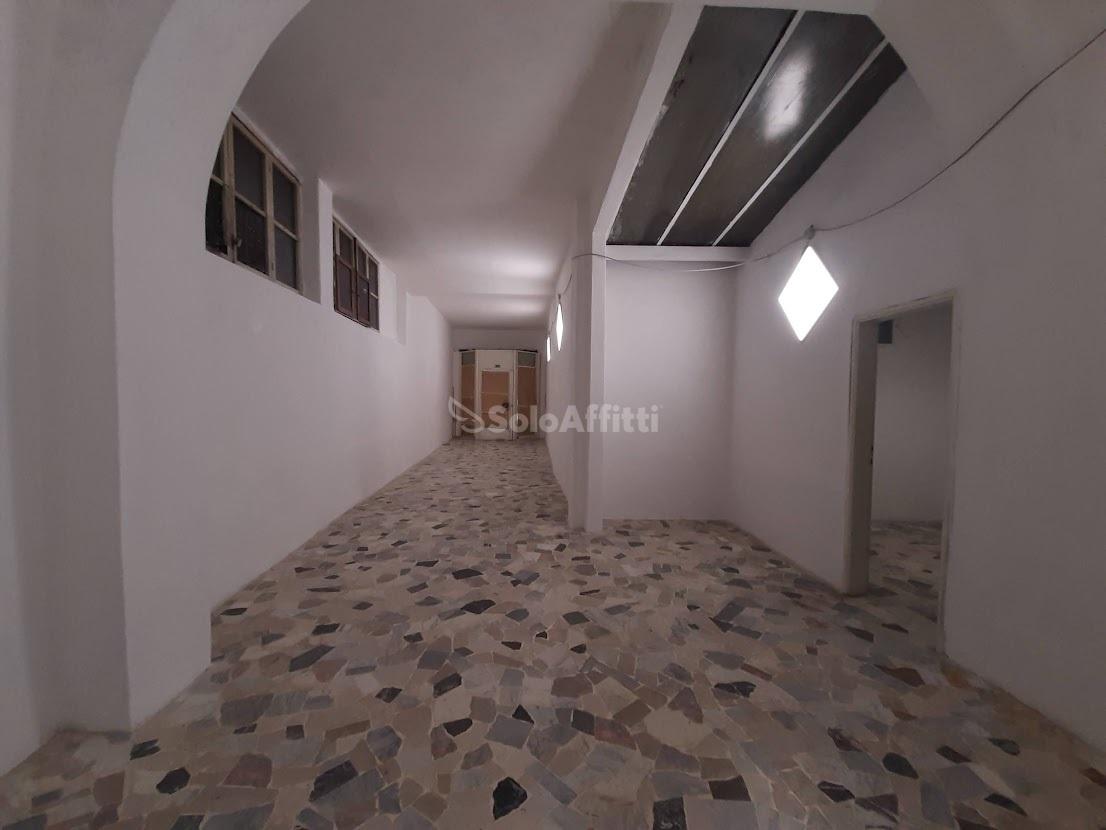 Negozio in Via Filippo Corridoni, Firenze, {3} - Foto 1