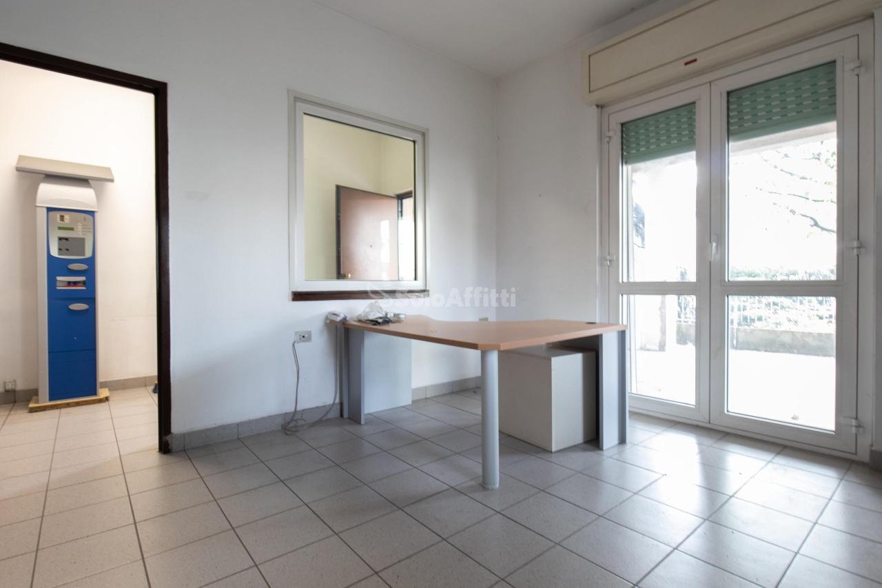 Ufficio in , Nerviano, {3} - Foto 1