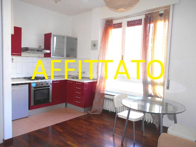 One-room flat in {3}, Corso Milano 25 - Photo 1