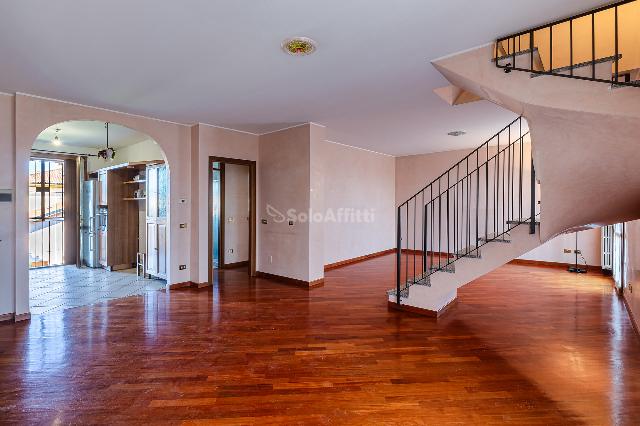 4-room flat in Via V. Bottego 22, Lissone - Photo 1