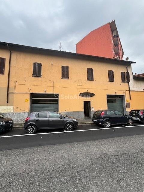 Negozio in Via Tomaselli 12, Arcore, {3} - Foto 1