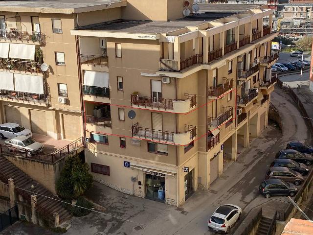 4-room flat in Viale Italia, 139, 93017 San Cataldo CL, Italia, San Cataldo - Photo 1