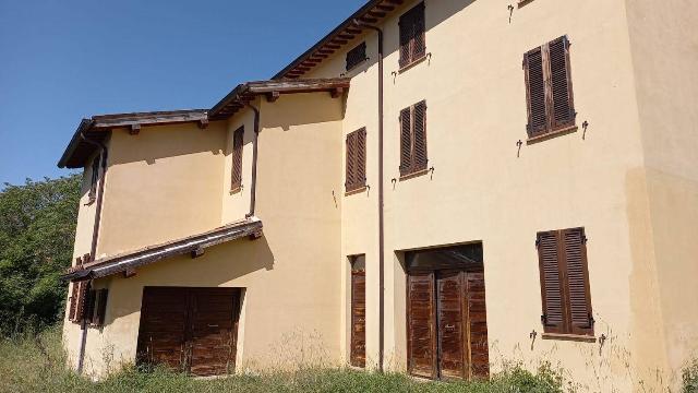 Einfamilienhaus in Leggiana S.N.C, Foligno - Foto 1