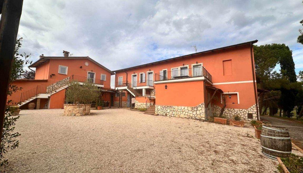 Agriturismo in , Castiglione Del Lago, {3} - Foto 2