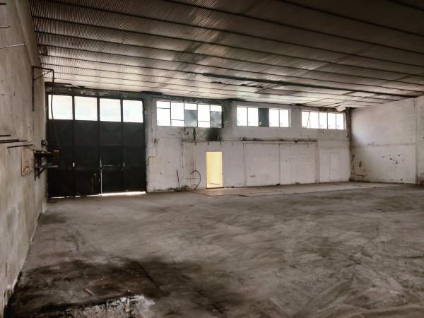 Capannone in Località Villa Mattei 3, Montecassiano, {3} - Foto 2