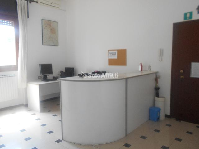 Büro, Monza - Foto 1