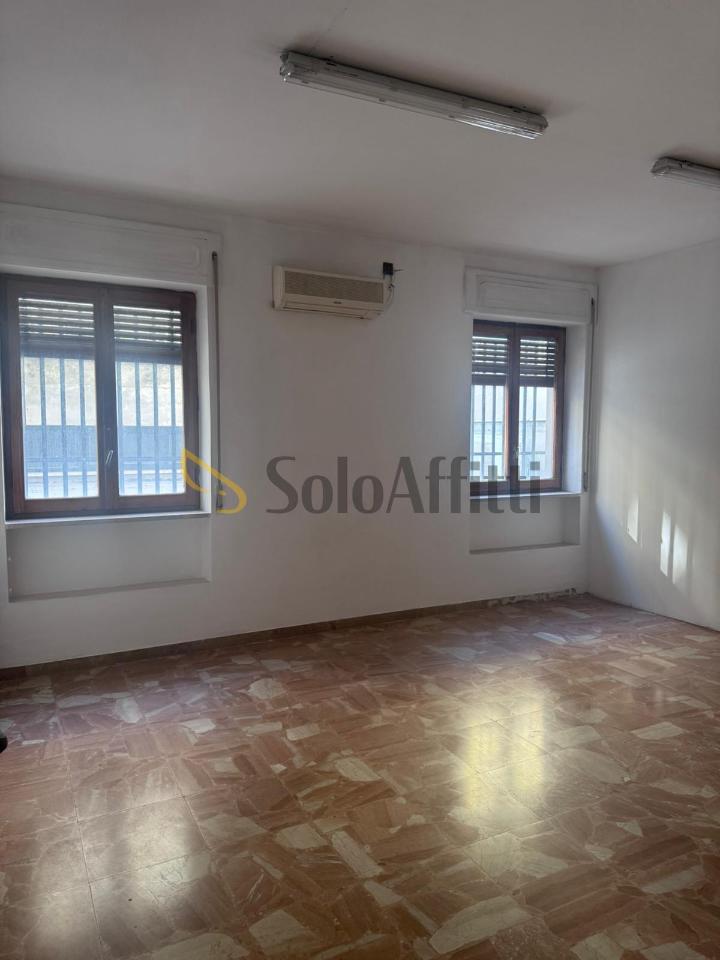 Ufficio in Via Nazario Sauro, Pescara, {3} - Foto 1
