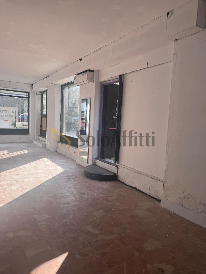 Negozio in Via N. Sauro, Pescara, {3} - Foto 1
