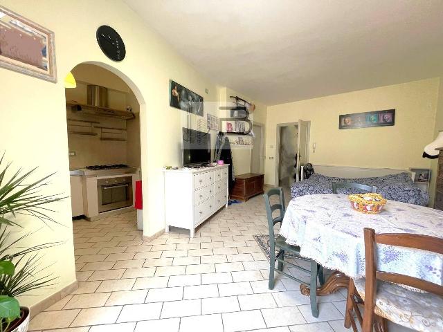 Apartament in {3}, Via Cesare Battisti - Photo 1