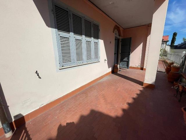 2-room flat in Via Pallodola, Sarzana - Photo 1