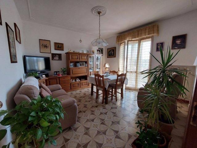 Apartament in {3}, Via De Gasperi, 13 - Photo 1