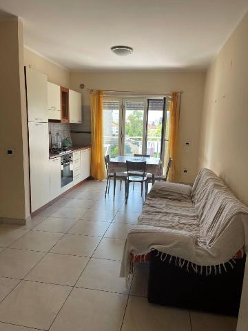 3-room flat in Via Giuseppe Verdi, Rende - Photo 1