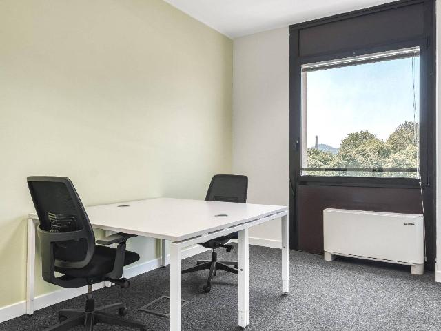 Shared office in {3}, Viale Masini 12 - Photo 1