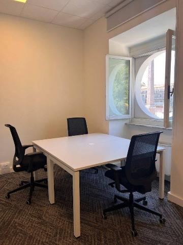 Shared office in {3}, Piazza del Popolo 18 - Photo 1