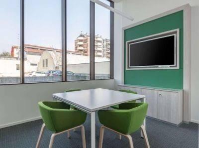 Shared office in Viale Cassala 57, Milano - Photo 1