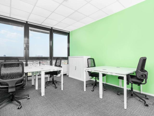 Shared office in {3}, Piazza Mario Saggin - Photo 1