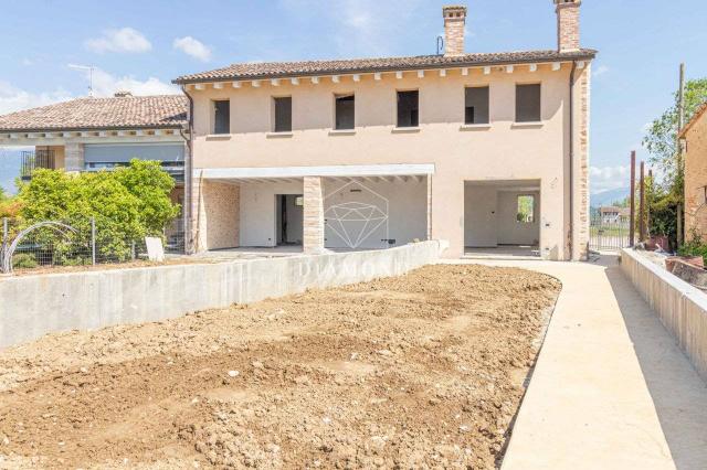 Villa a schiera in Via Ca' Giustiniani, Asolo - Foto 1