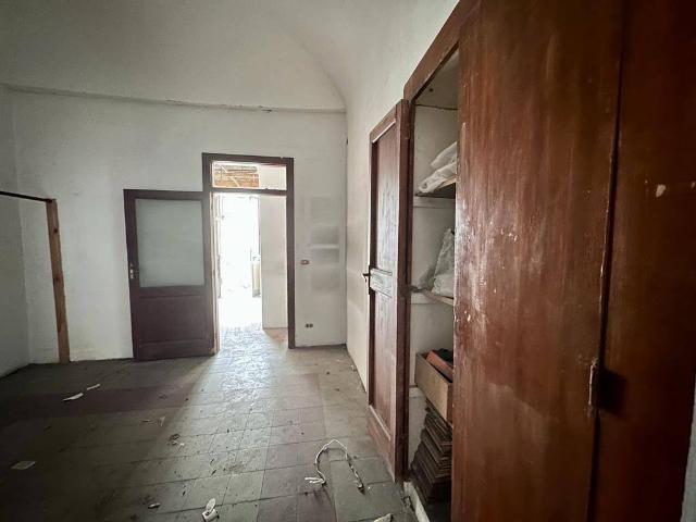 Apartament in {3}, Via Giuseppe Garibaldi 48 - Photo 1