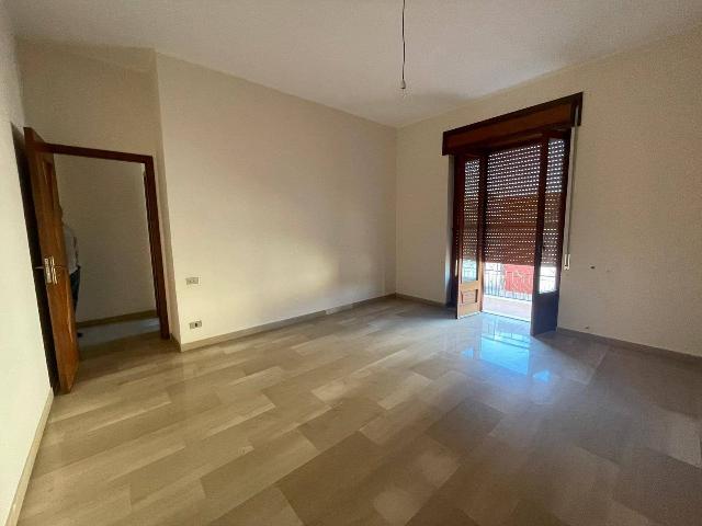 4-room flat in {3}, Via Giovanni Verga - Photo 1