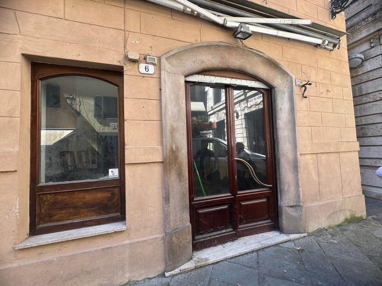 Negozio in Corte Campana, Lucca, {3} - Foto 1