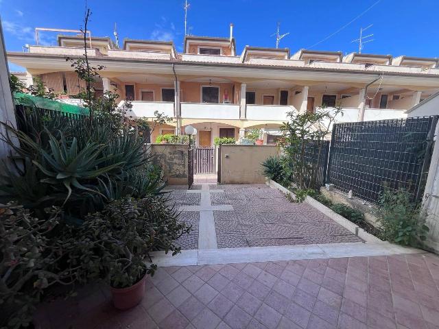 Terraced house in Via degli Ermellini, Ardea - Photo 1