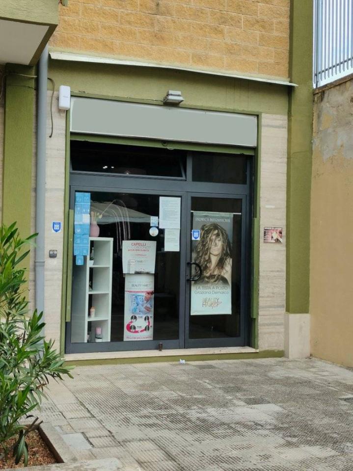 Negozio in Via Nicola Santoro, Bitetto, {3} - Foto 1
