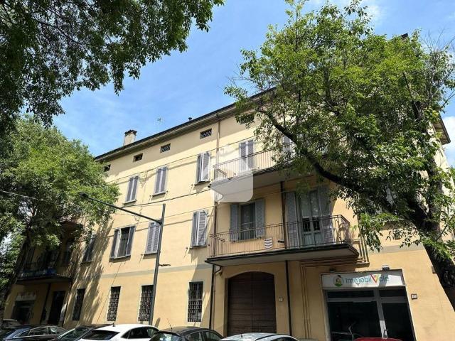 2-room flat in {3}, Viale Vittorio Veneto 19 - Photo 1