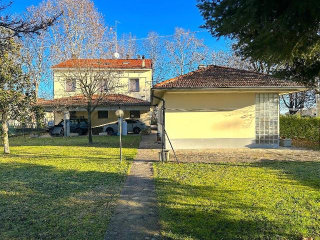 Villa in Via Guglielmo Marconi 68, Montechiarugolo - Foto 1