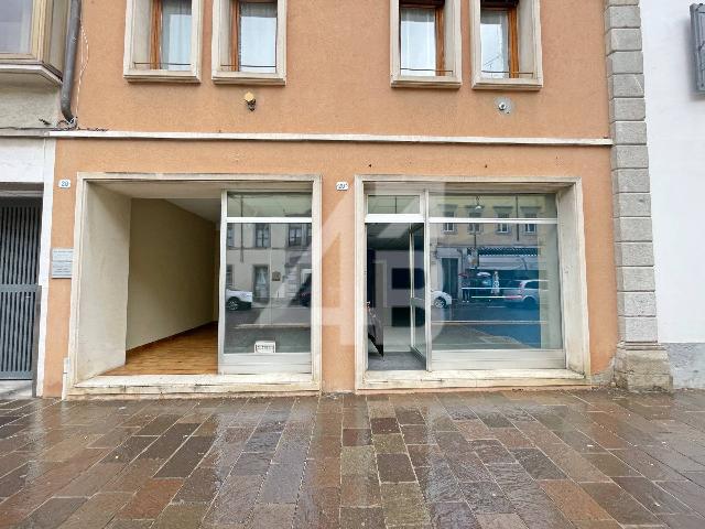 Geschäft in Via Aquileia 20b, Udine - Foto 1