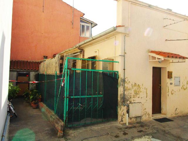 2-room flat in Via Cosa, Grosseto - Photo 1