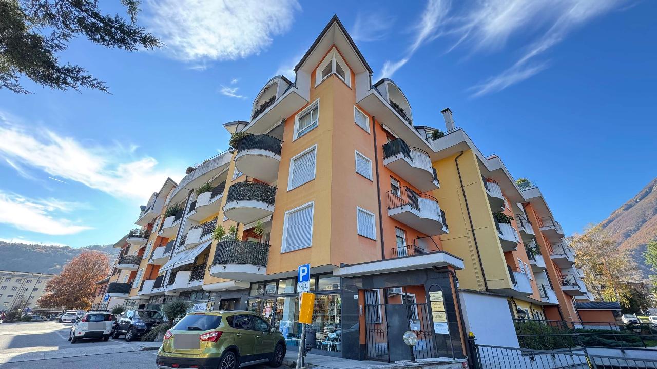 Ufficio in Via Marzabotto 22, Domodossola, {3} - Foto 1