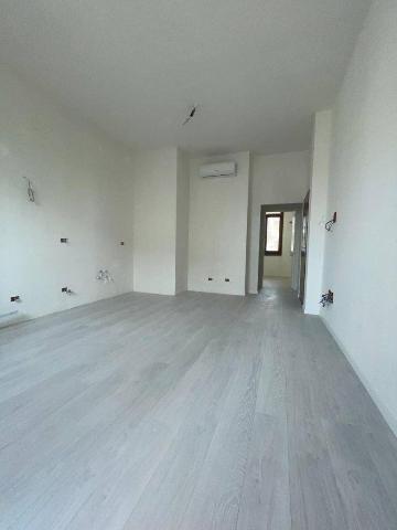 2-room flat in Via Pietro Brocchi 25, Cabiate - Photo 1