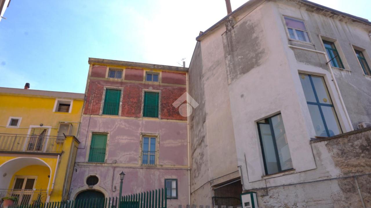 Casa indipendente in vendita a Montecorvino Rovella