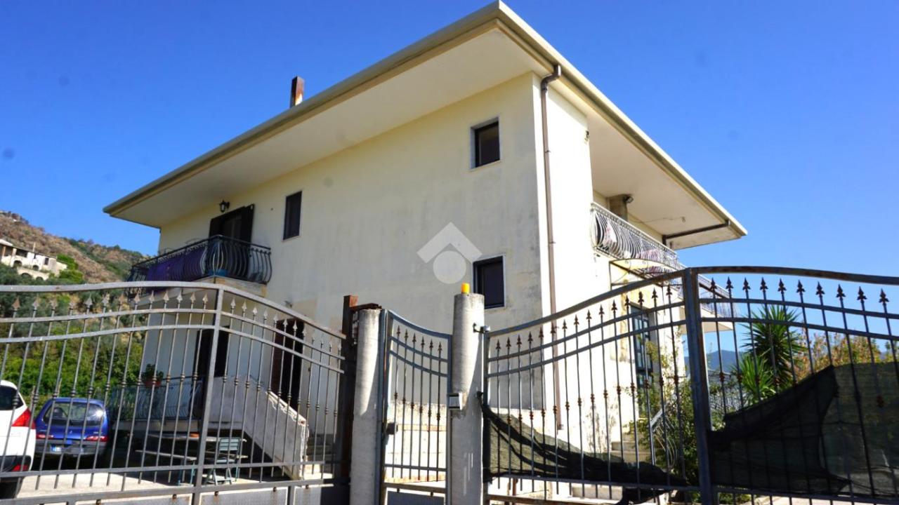Casa indipendente in vendita a Montecorvino Pugliano