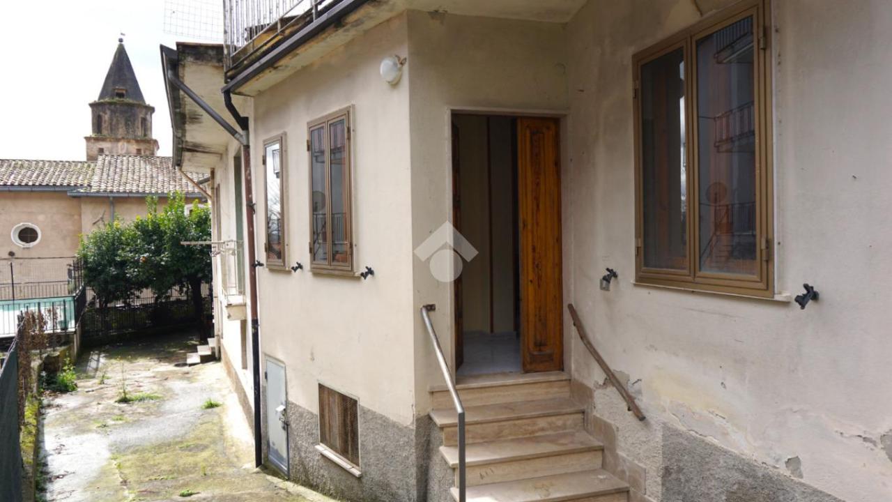 Casa indipendente in vendita a Montecorvino Rovella