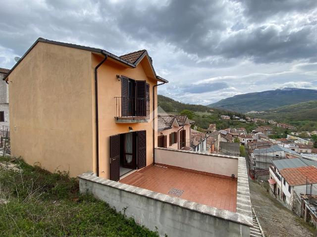 4-room flat in Indipendente Via Luciano 1, Ateleta - Photo 1