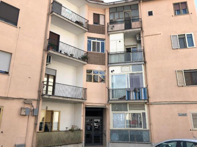 3-room flat in Via Giovanni Patari 2, Catanzaro - Photo 1