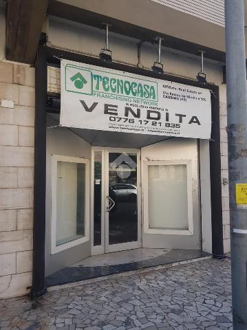 Negozio in {3}, Via Giuseppe Verdi 1 - Foto 1