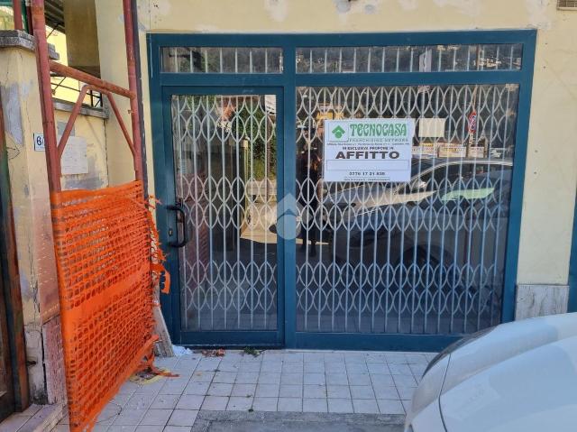 Negozio in Via Sferracavalli 9, Cassino - Foto 1