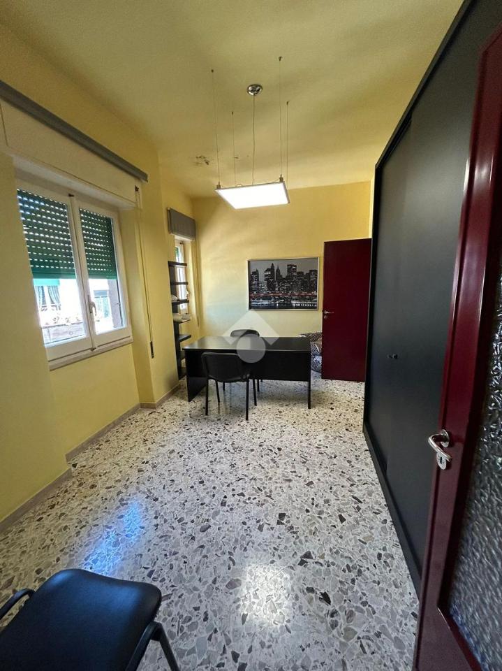 Ufficio in Via Varrone, Cassino, {3} - Foto 1