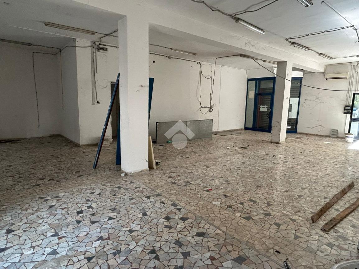 Negozio in Via XX Settembre 55, Cassino, {3} - Foto 2